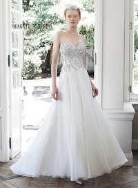 Belles Brides Bridal Studio 1072912 Image 5